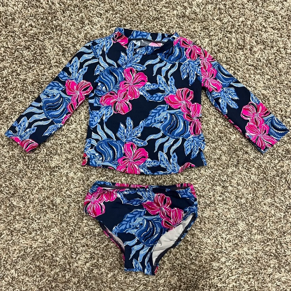 Lilly Pulitzer 2T swimsuit rashguard 2 piece - Picture 1 of 11